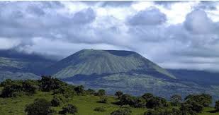gunung sanggar